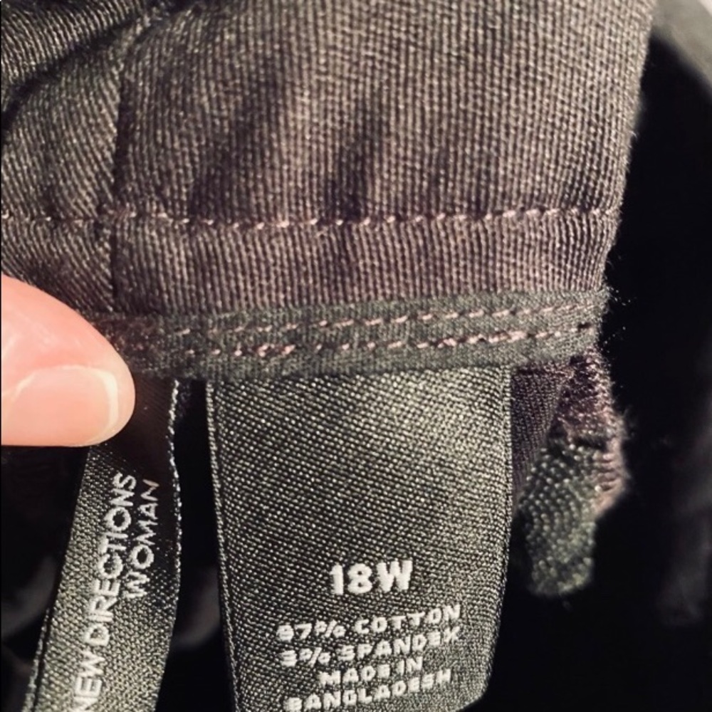 ๐ New Direction Capris - Picture 4 of 7